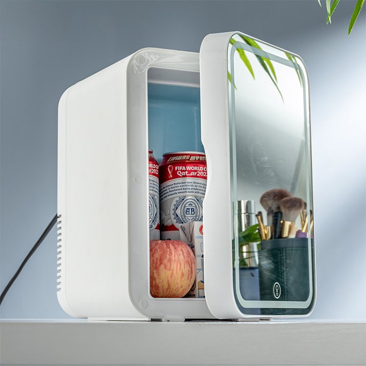 XO CZ015 WHITE COLOR Mini Ψυγείο Καλλυντικών Με Καθρέφτη Λευκό 249-0221