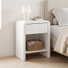 Κομοδίνο Zeplen pakoworld MDF σε λευκή απόχρωση 40x30x53εκ 260-000026